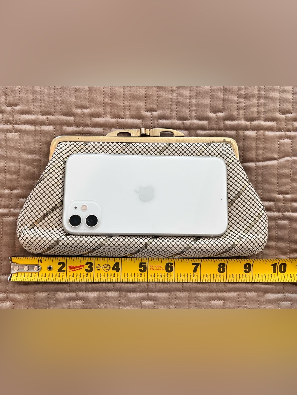 Vintage GoldCrest BRAND Mesh Clutch Bag with Gold Frame 1970